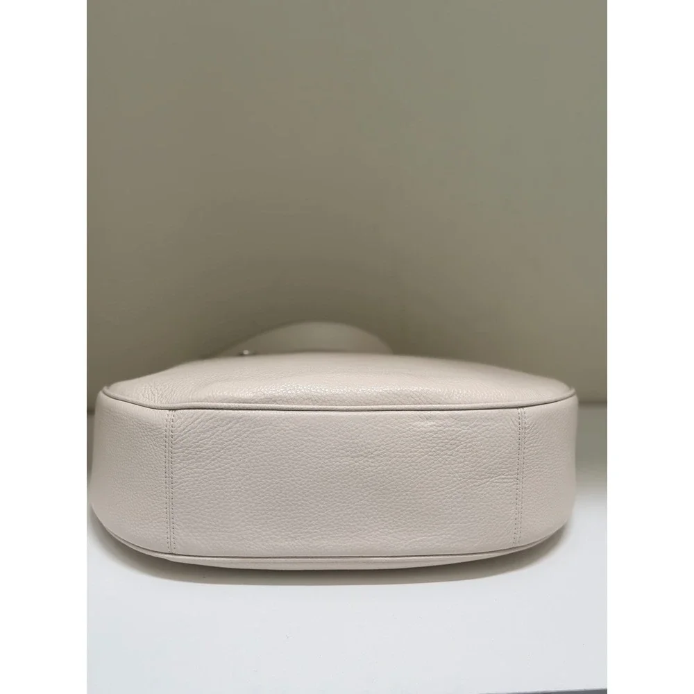 Coach Mara Hobo Bag  Elegant Leather Shoulder Bag trending